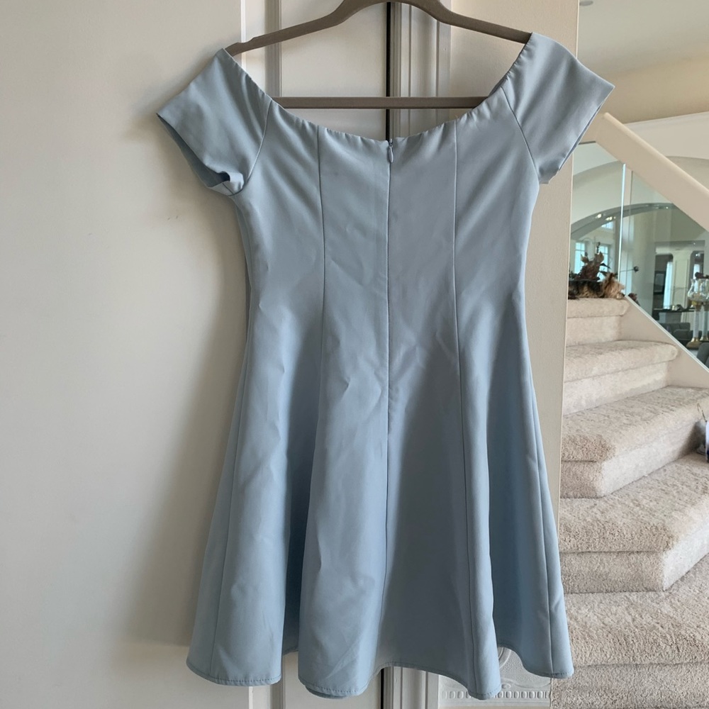By the way-revolve off the shoulder dress Sz-S - Picture 6 of 6